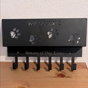 Black Paw Print Wall Hook Rack